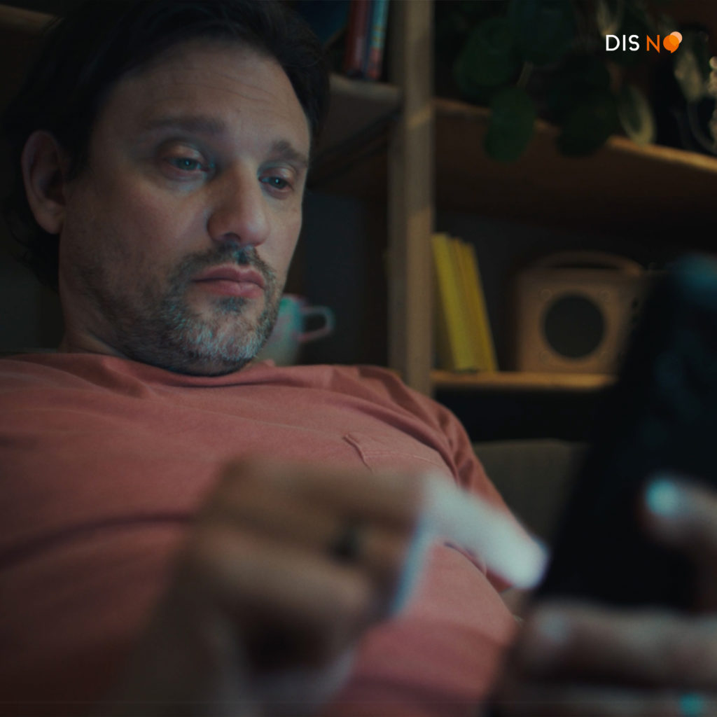 Une aide existe : une campagne Action Innocence et DIS NO s&rsquo;adresse aux personnes qui consomment des images pédopornographiques