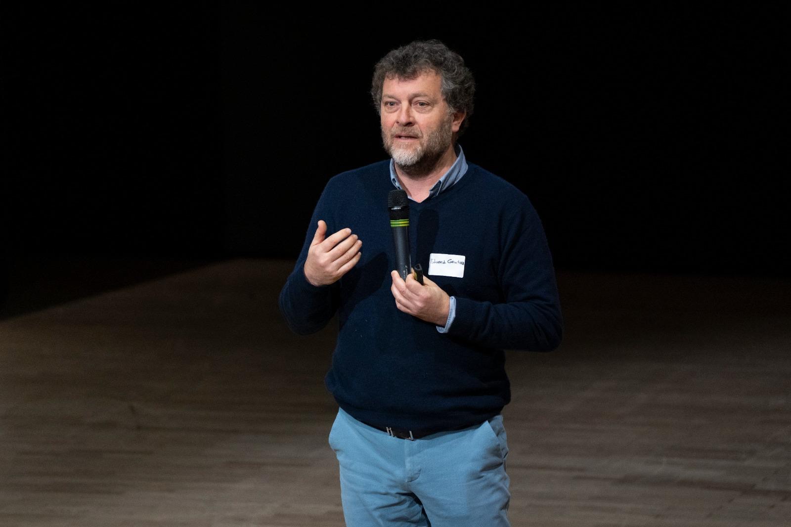 e01469ee-42e0-4de7-8dad-6bfa432a0c70